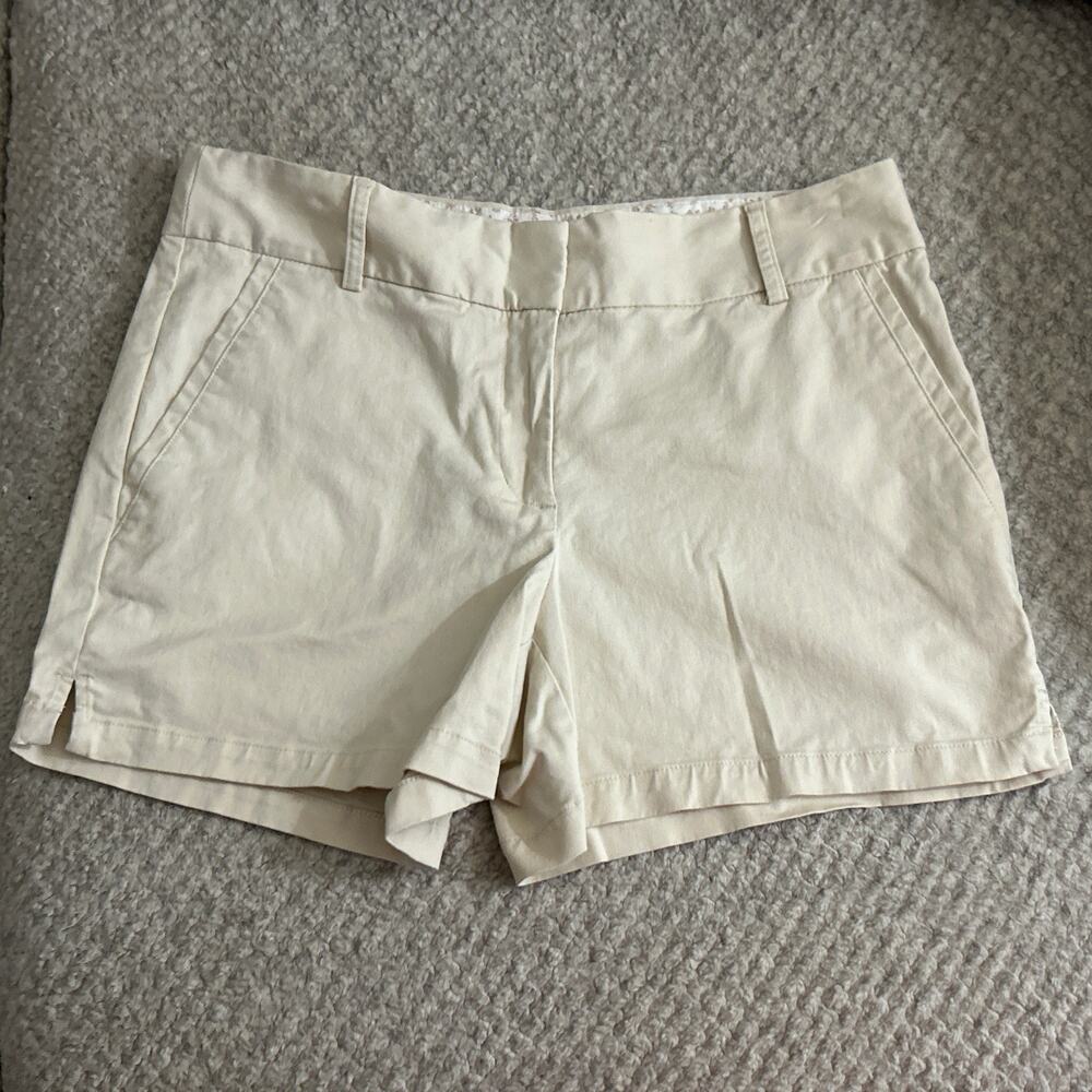 LOFT The Riviera Short Casual Women’s Size 6 Beige Khaki 4” Inseam EUC